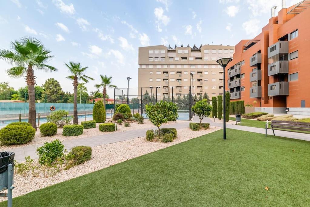 Moderno Apartamento Con Piscina Y Parking Granada Eksteriør billede